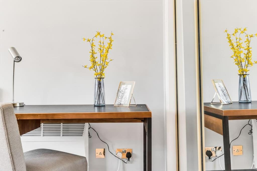 Luxstay Earls Court Apartment - Sleeps Up To 7 Лондон Екстериор снимка